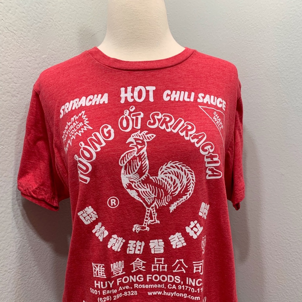Sriracha T